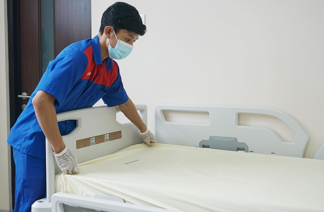 tenaga kebersihan asta